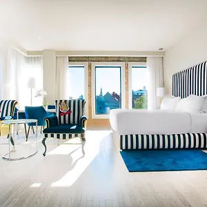 4* Hotel Monsieur Jean, Vieux